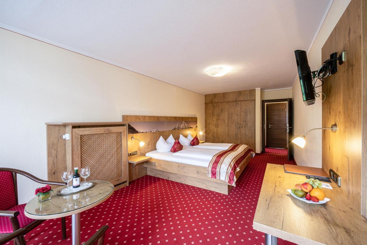 ברכטסגאדן Hotel Alpinaros מראה חיצוני תמונה